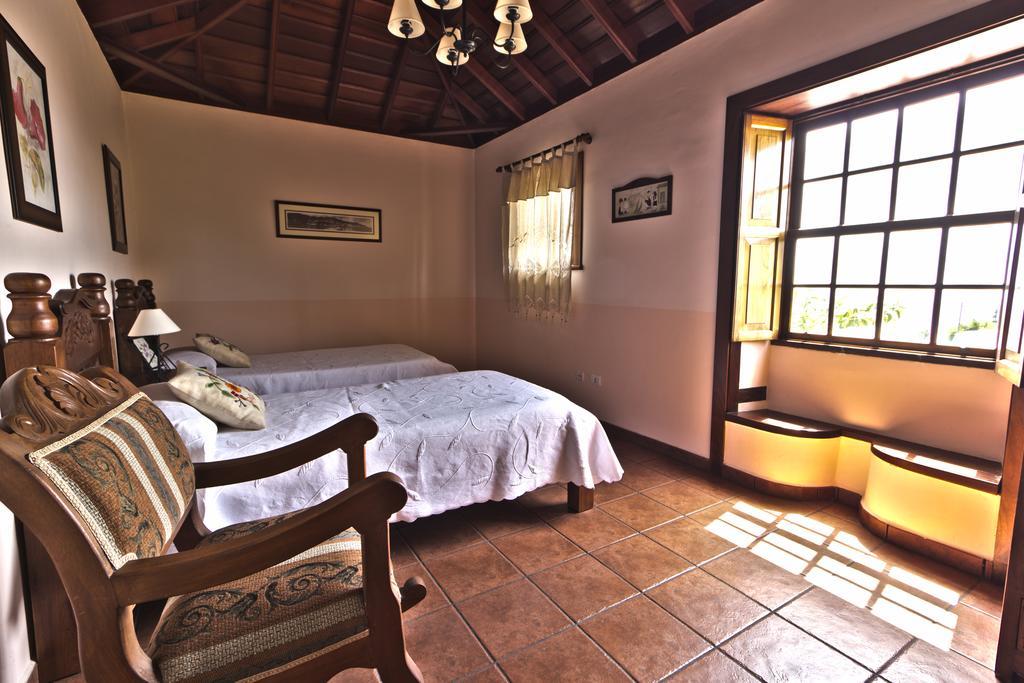 Casa Rural Hermana Guest House Brena Baja Bagian luar foto